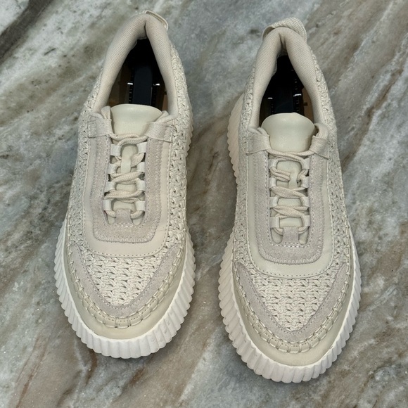 Women’s DOLCE VITA Dolen sandstone platform sneakers- Size 9.5 - Picture 2 of 9